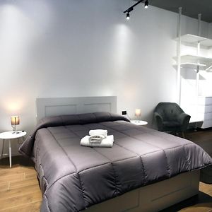 Business Home Via Isonzo B&B